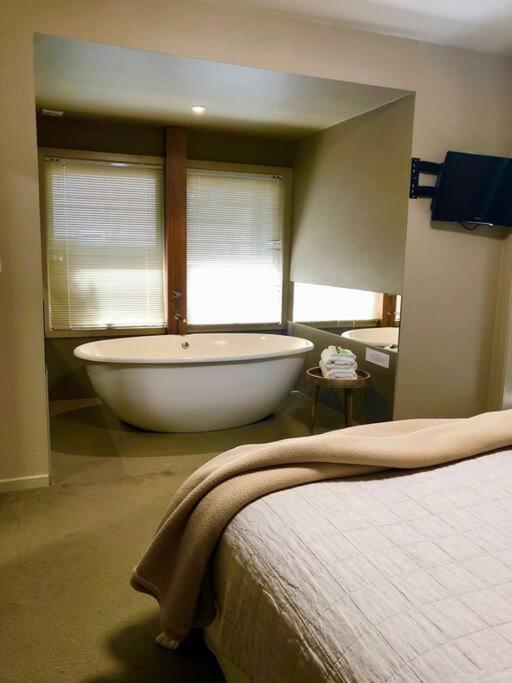 Hepburn Hideaway Villa ~ Hepburn / Daylesford Hepburn Springs Exteriér fotografie